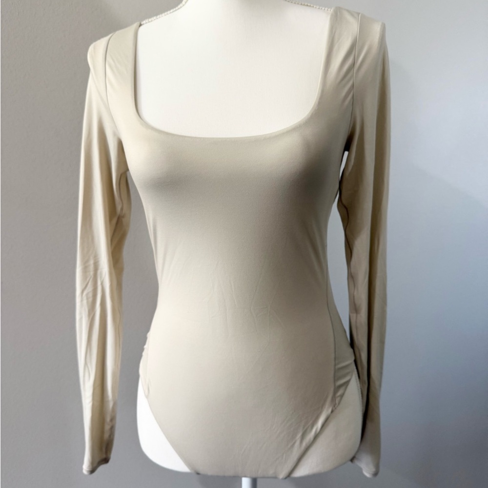 Lululemon Medium Beige Activewear Top - Neutral Tone Bodysuit